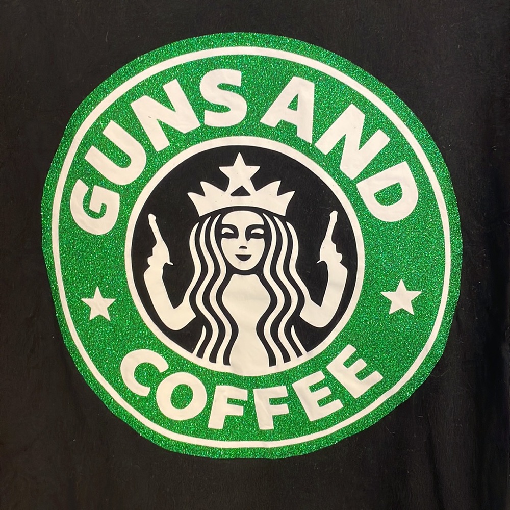 Guns and Coffee tee XXL like new